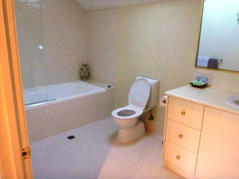Aldermere Estate Luxury Apartments - Click Find 5