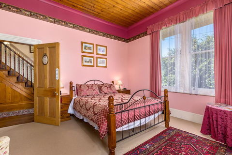 Cambridge House Bed & Breakfast - Click Find 5
