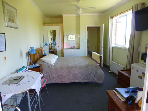 Quamby Pines Chalet - Click Find 26