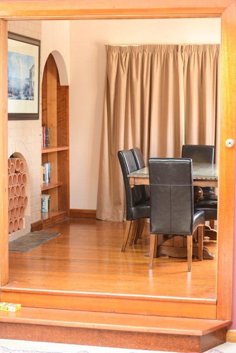 Bridge View Retreat - DBD 34