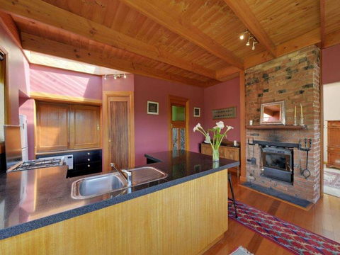 Bridge View Retreat - DBD 37