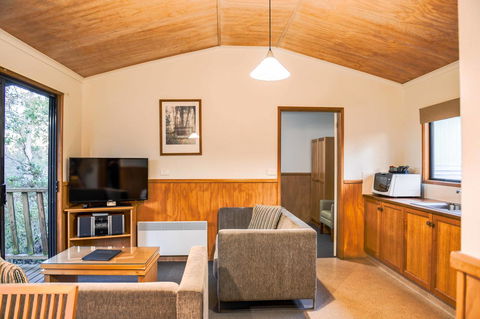 Cradle Mountain Wilderness Village - Click Find 27