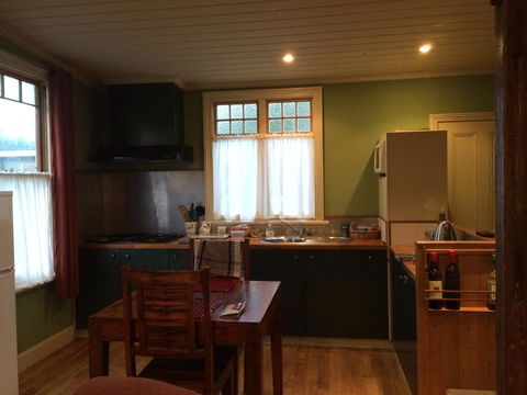 Tramway Cottage - Click Find 4