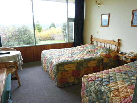 Mountain View Country Inn - Click Find 21