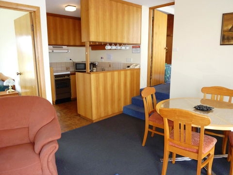 Mountain View Country Inn - Click Find 12