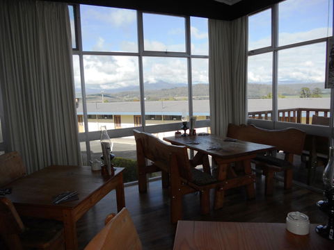 Mountain View Country Inn - Click Find 6