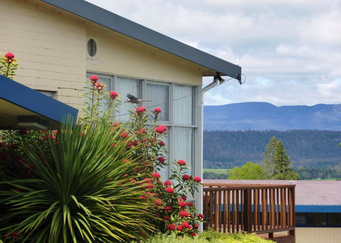 Mountain View Country Inn - Click Find 30
