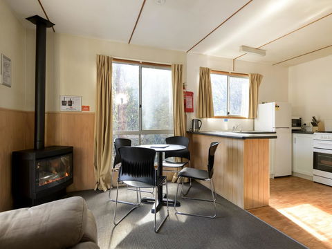 Discovery Parks â€“ Cradle Mountain - Click Find 7