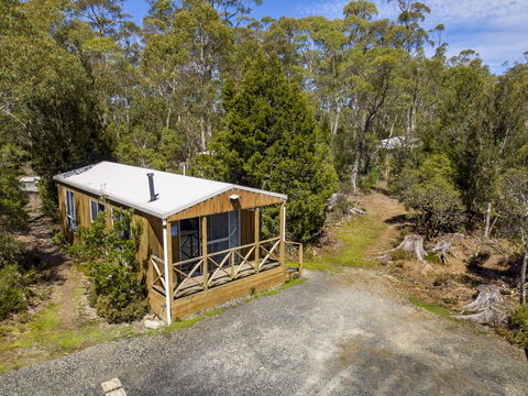 Discovery Parks â€“ Cradle Mountain - Click Find 26