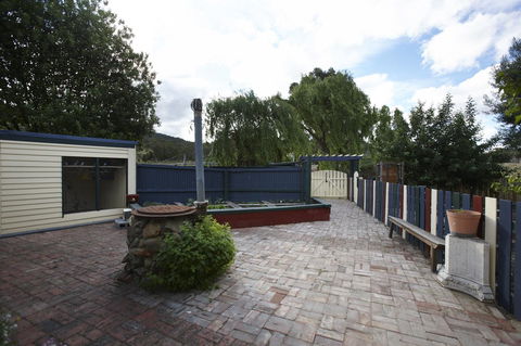 Blue Wren Riverside Cottage - Click Find 11