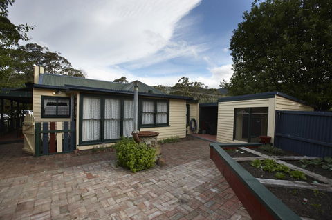 Blue Wren Riverside Cottage - Click Find 14