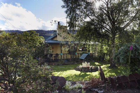 Blue Wren Riverside Cottage - Click Find 10