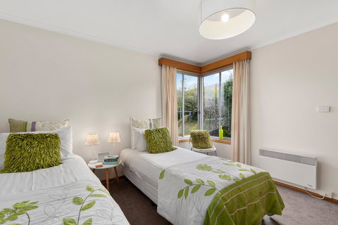 That '70s House - Bet 4u 15