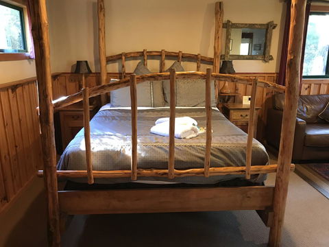 Cradle Mountain Highlanders - Click Find 44