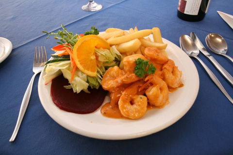 Regatta Point Tavern & Holiday Villas - Click Find 43