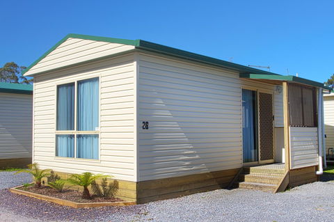 Strahan Beach Tourist Park - Click Find 11