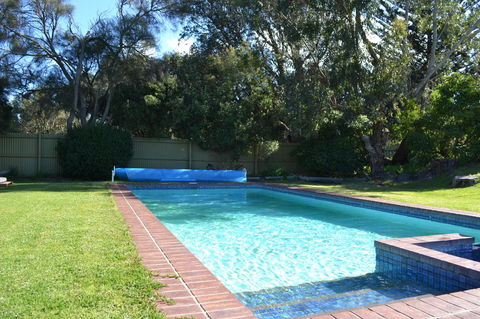 Point Lonsdale Guest House - Bet 4u 24