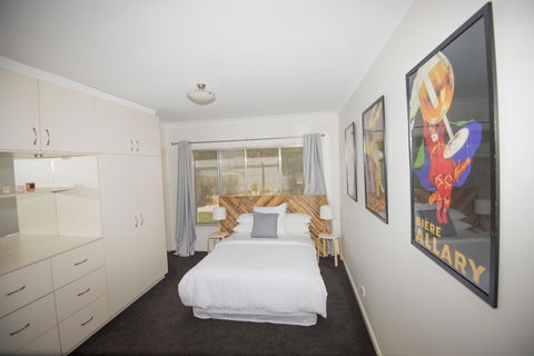 Flora Hill Creek Views - Bridge Guide 2