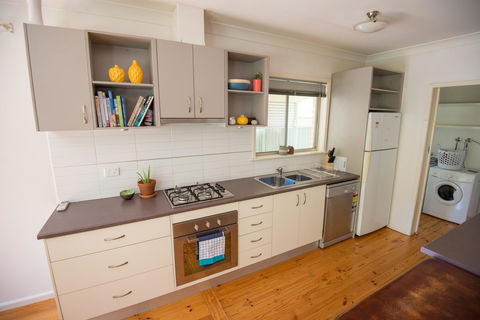 Flora Hill Creek Views - Bridge Guide 4