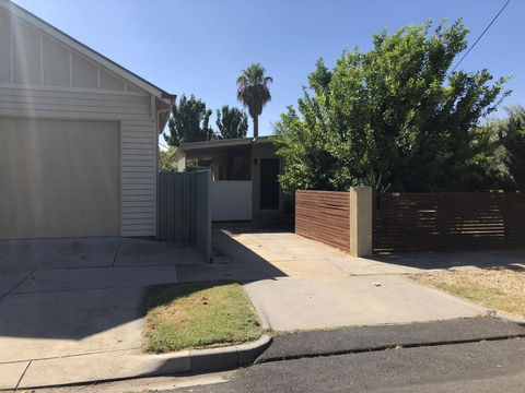 Flora Hill Creek Views - Bridge Guide 14