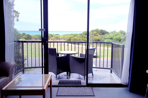 Apollo Bay Waterfront Motor Inn - Bridge Guide 27