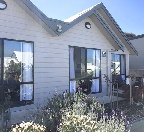 Apollo Bay Waterfront Motor Inn - Bridge Guide 25