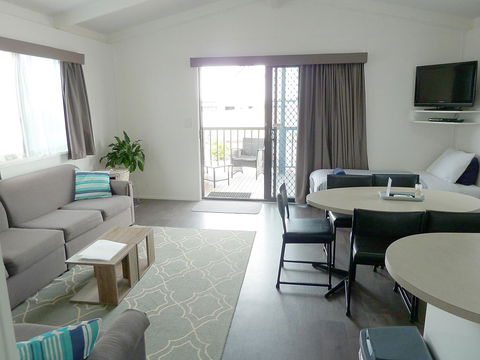 Apollo Bay Waterfront Motor Inn - Bridge Guide 14