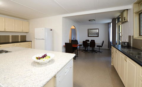 Bridgewater Motel - DBD 15