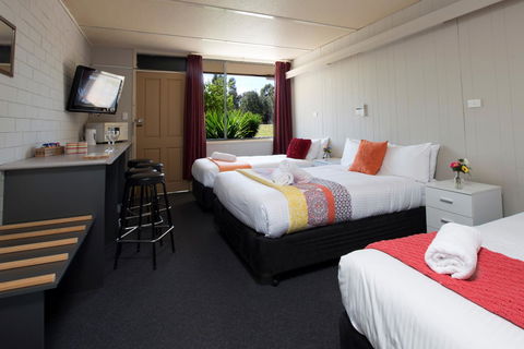 Bridgewater Motel - DBD 27