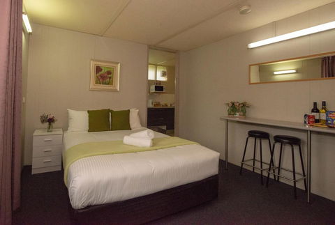 Bridgewater Motel - DBD 26