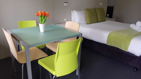 Bridgewater Motel - DBD 11
