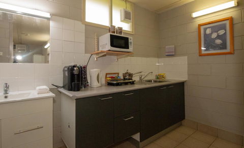 Bridgewater Motel - DBD 24