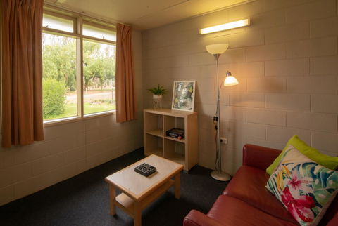 Bridgewater Motel - DBD 23