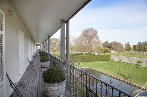 Lancemore Milawa - Bridge Guide 9