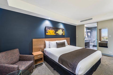 Mantra Tullamarine Hotel - Bet 4u 24