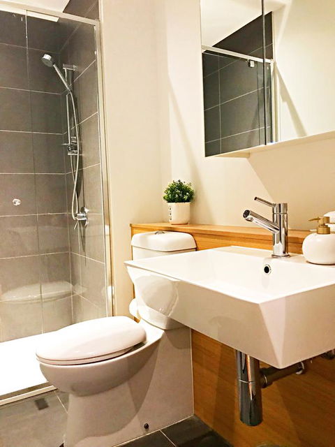 Rose Lane Serviced Apartment - Click Find 24