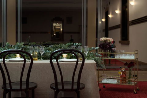 The Victoria Hotel - Click Find 13