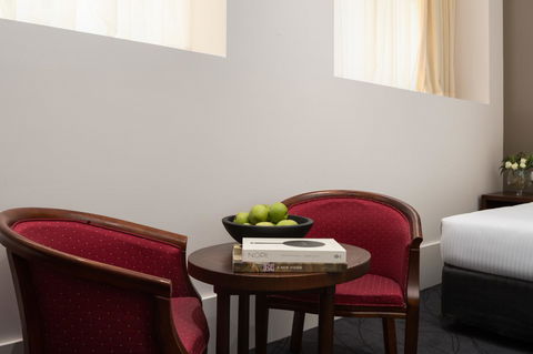 The Victoria Hotel - Click Find 10
