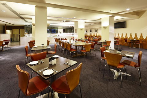 The Victoria Hotel - Click Find 19