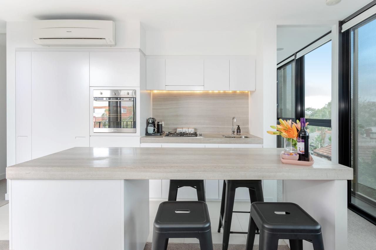 Accommodation St Kilda VIC Click Find
