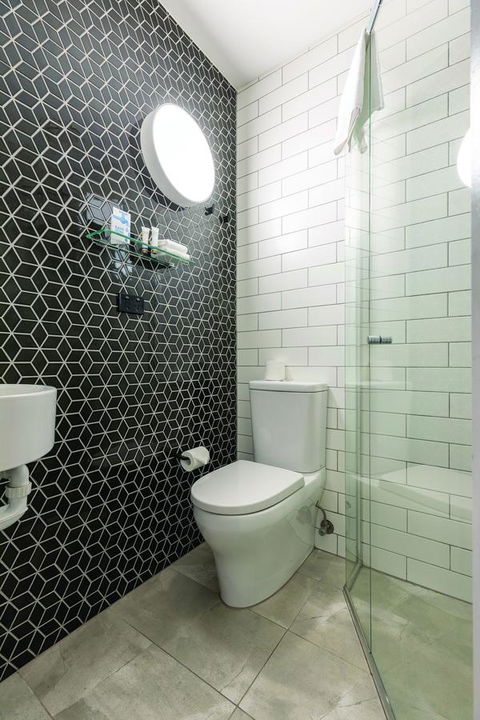 Best Western Melbourne City - Click Find 14