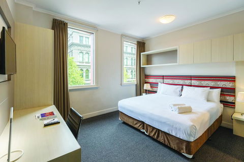 Best Western Melbourne City - Click Find 4