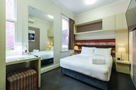 Best Western Melbourne City - Click Find 15