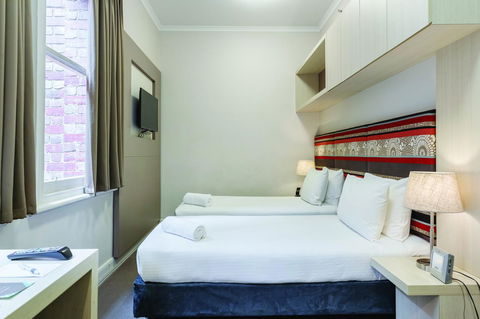 Best Western Melbourne City - Click Find 25