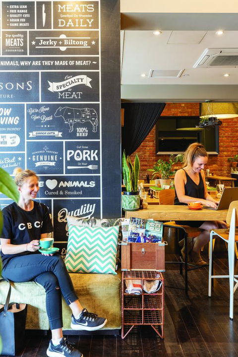 Best Western Melbourne City - Click Find 17