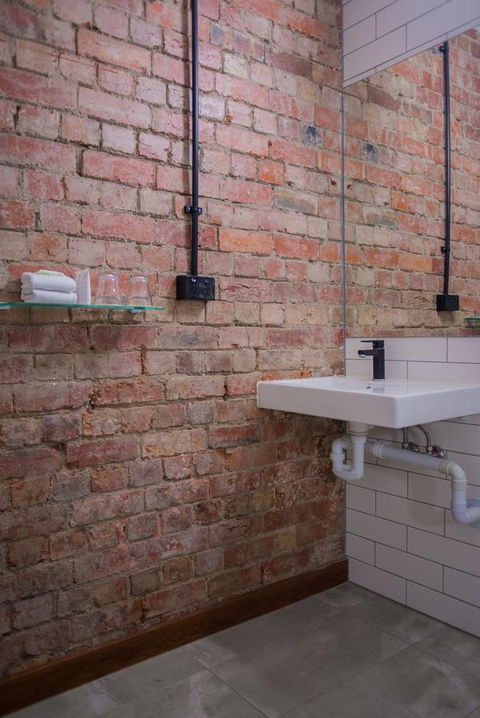 Best Western Melbourne City - Click Find 40