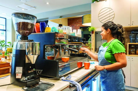 Best Western Melbourne City - Click Find 16