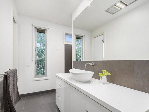 Aireys Ocean View - Bet 4u 10