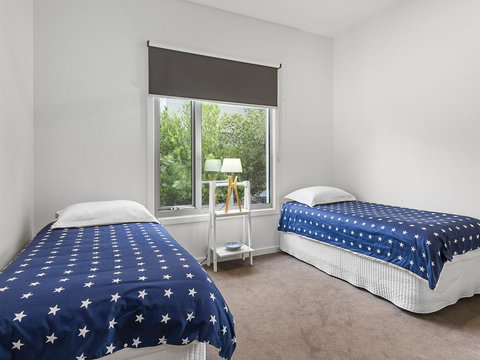 Aireys Ocean View - Bet 4u 12