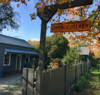 Cinta Cottage - Click Find